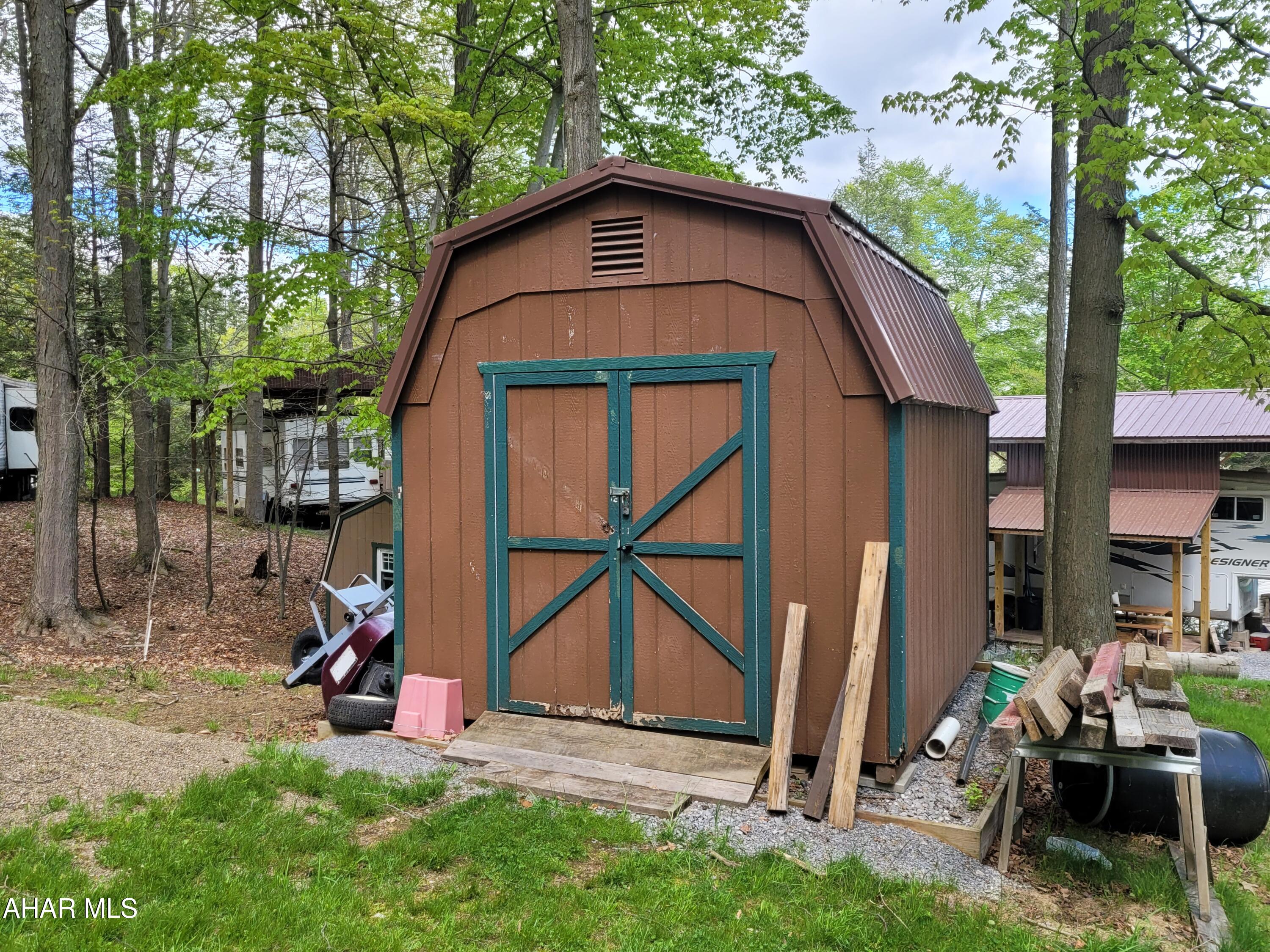 Glendale Yearound - Residential