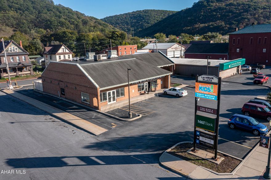 Excellent investment opportunity! This fully rented 4,500 sq ft multi-unit commercial property is located in a high traffic, high visibility area, offering strong exposure for tenants and consistent income for investors. The building consists of multiple commercial units, each with separate utilities, making management straightforward and efficient. Currently leased to established tenants, the property is well-maintained and positioned along a busy commercial corridor, making it an attractive addition to any investment portfolio!