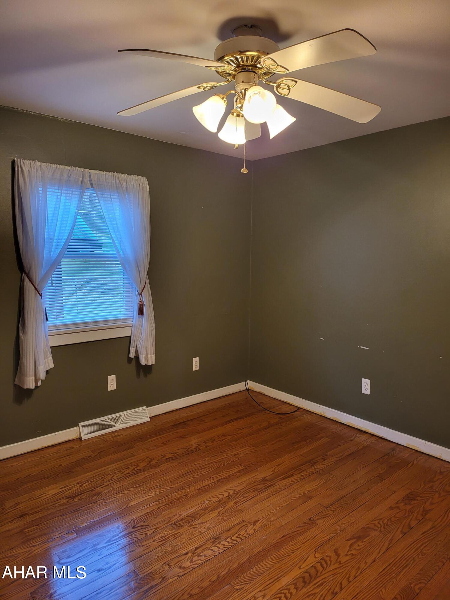 Juniata Gap - Residential