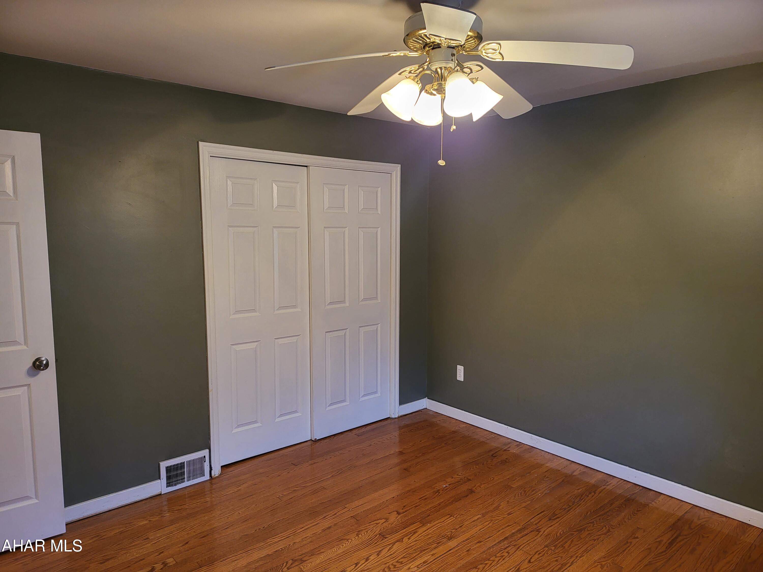 Juniata Gap - Residential