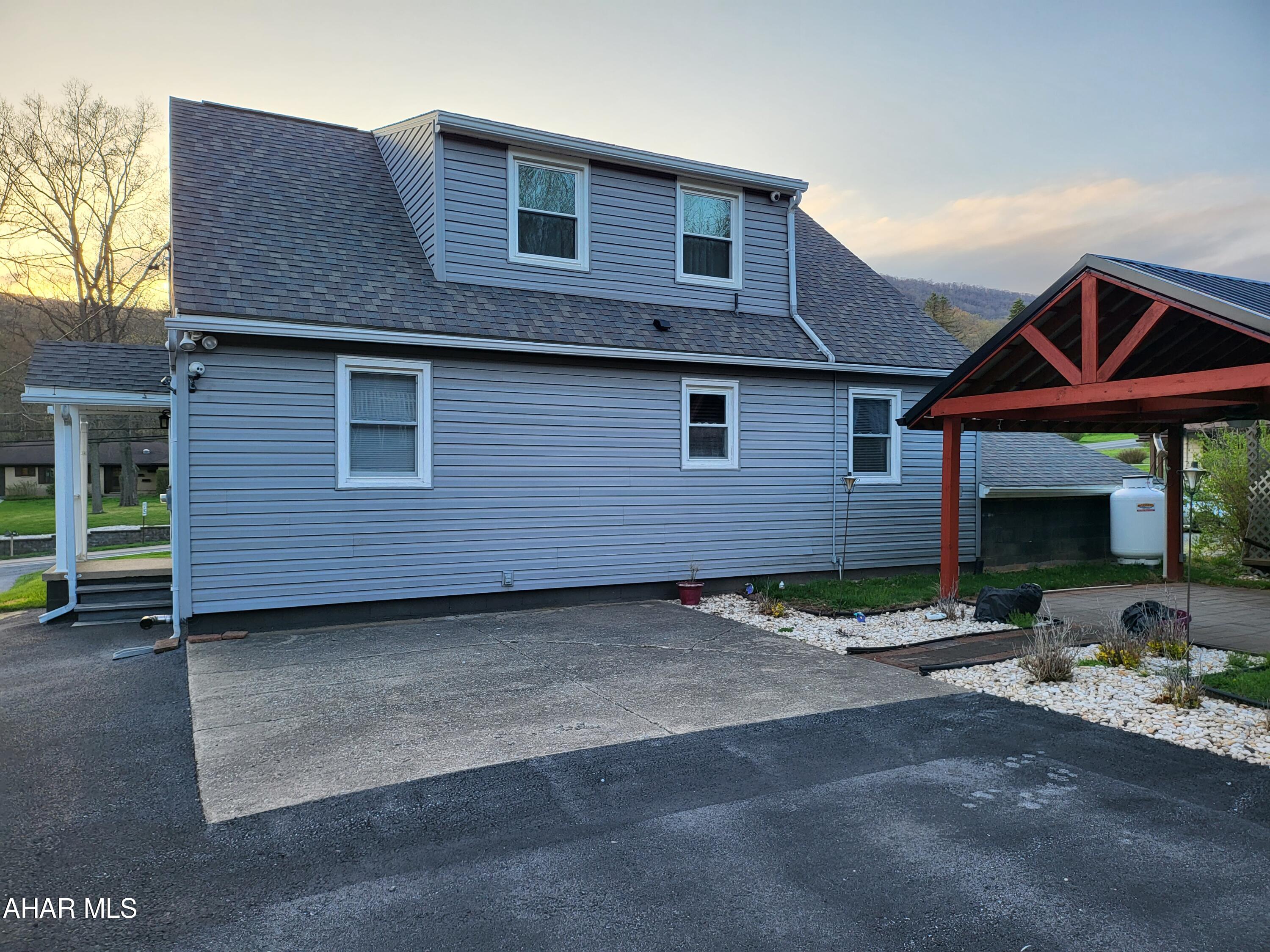 Juniata Gap - Residential