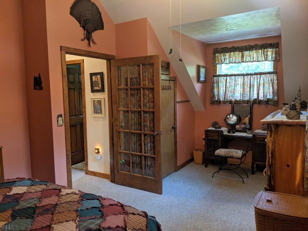 Glendale Yearound - Residential