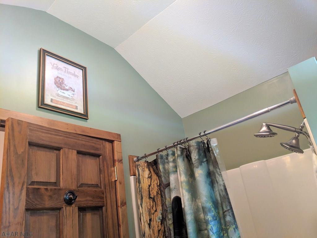 Glendale Yearound - Residential