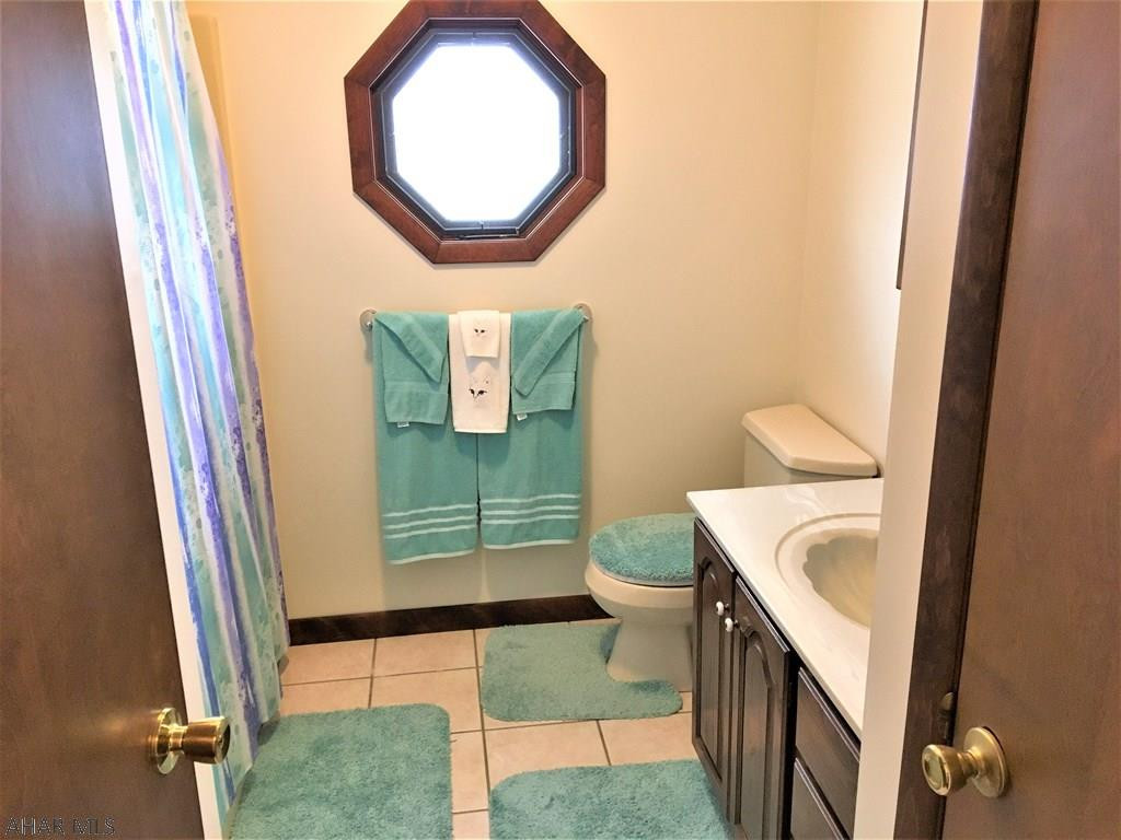 Lakewood Manor - Residential