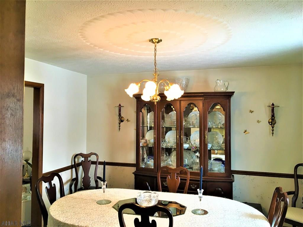 Lakewood Manor - Residential