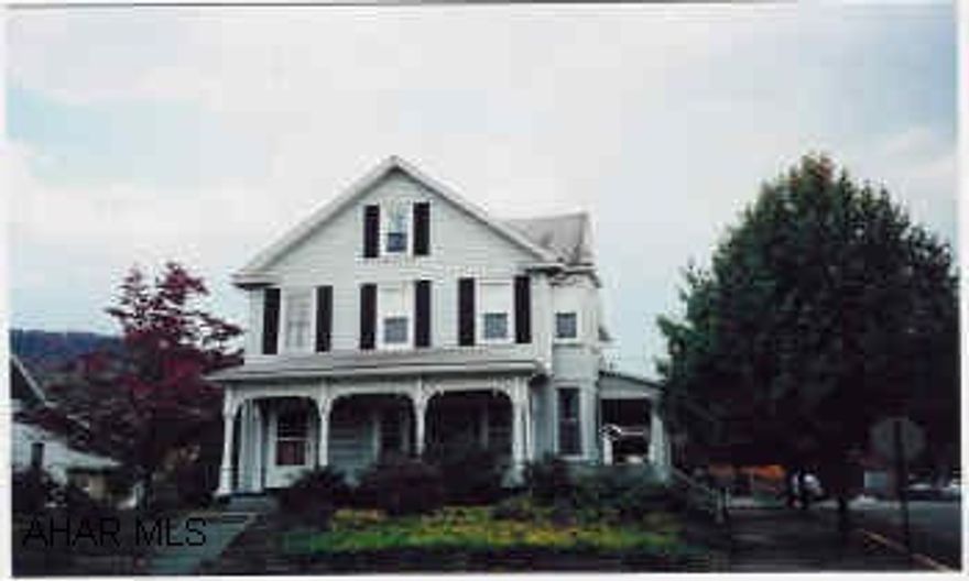 Commission Will be donated back to Humane Society by Listing Broker and Listing Agent