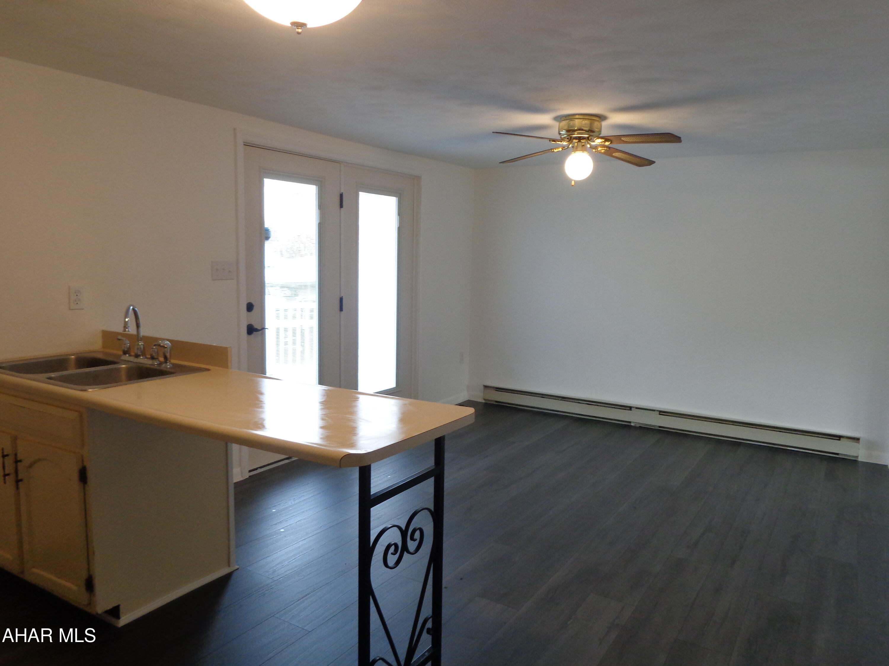 Maple Hollow - Residential