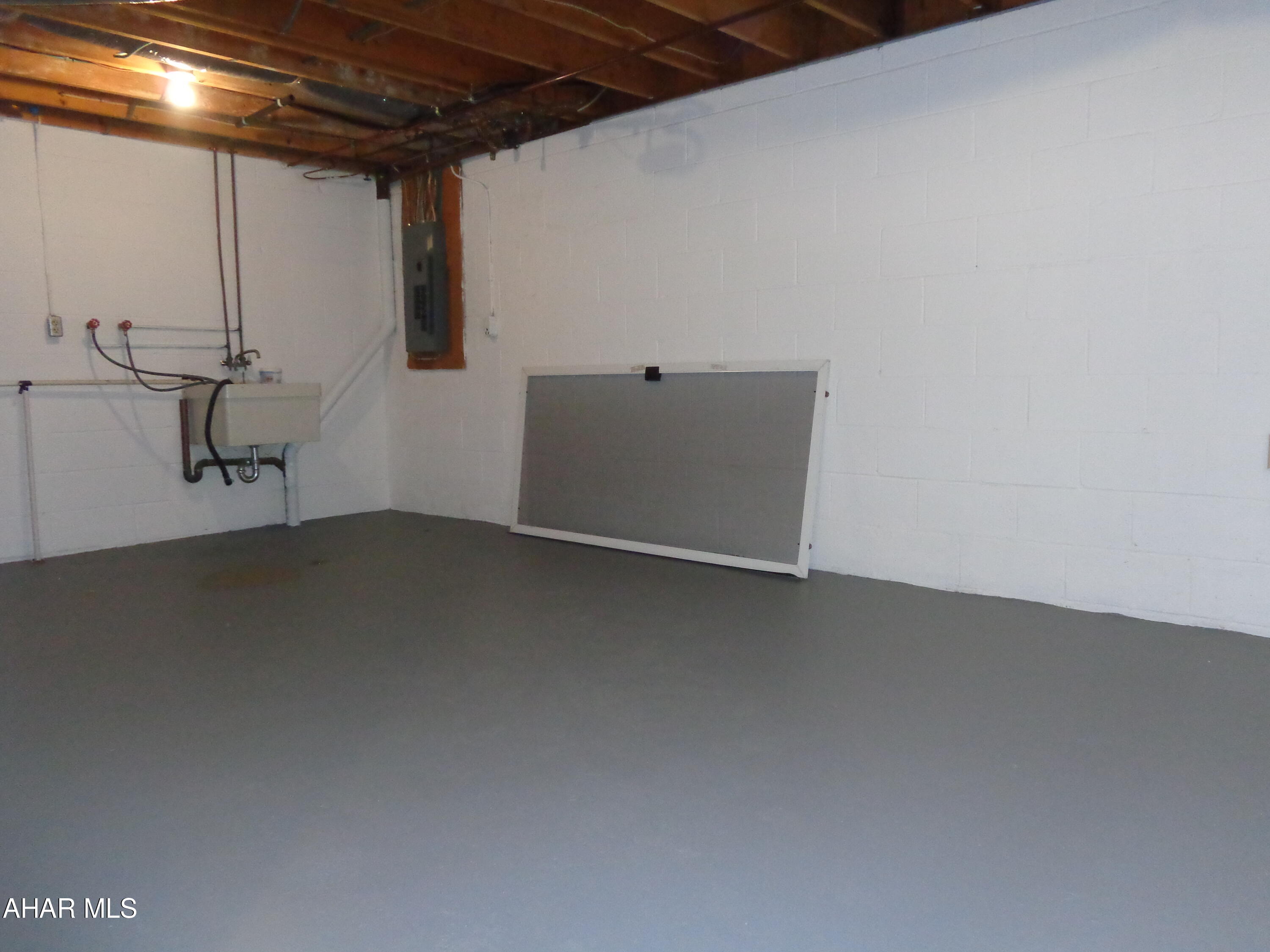 Maple Hollow - Residential