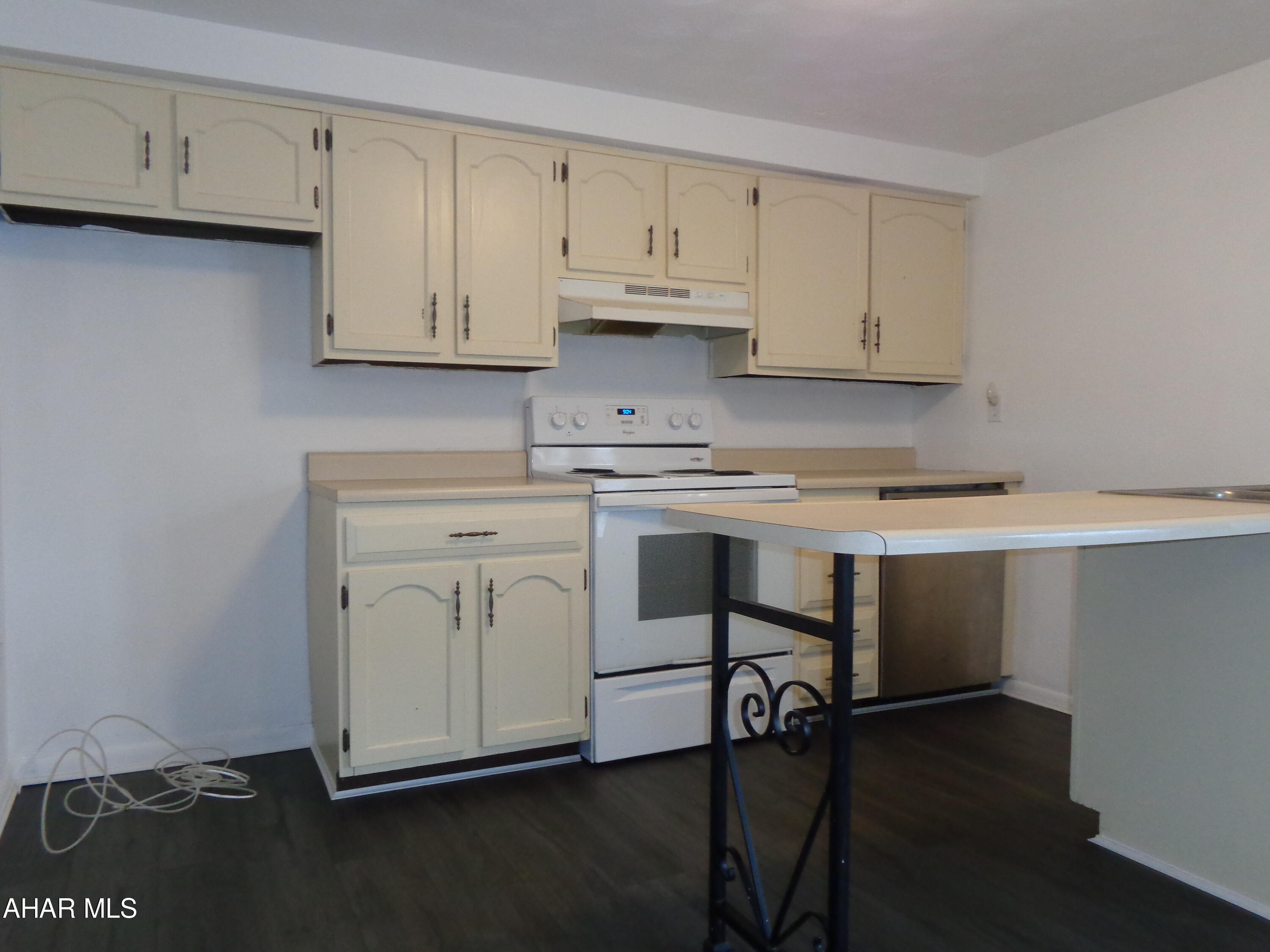 Maple Hollow - Residential