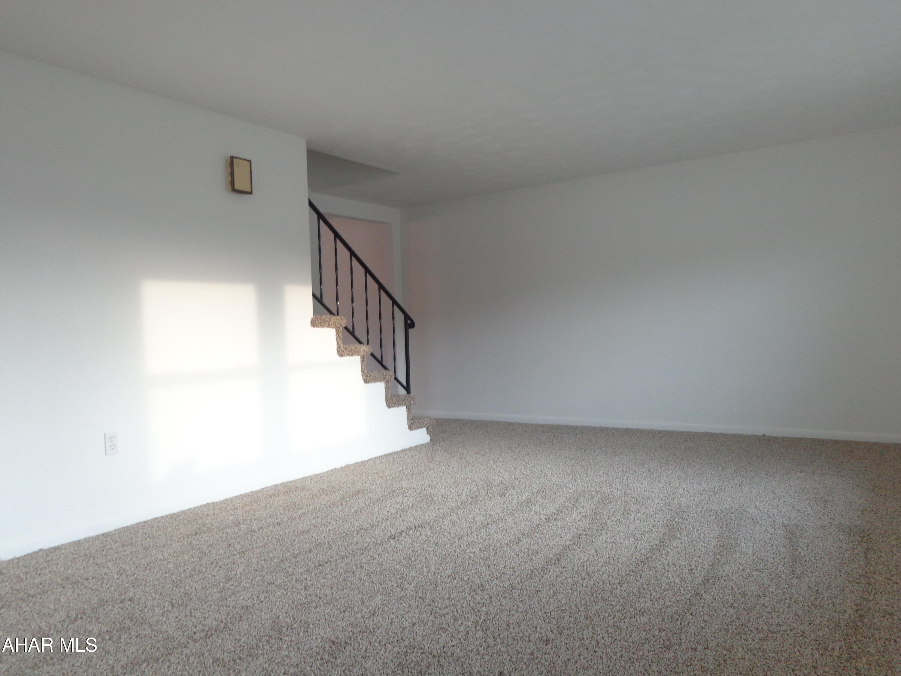 Maple Hollow - Residential