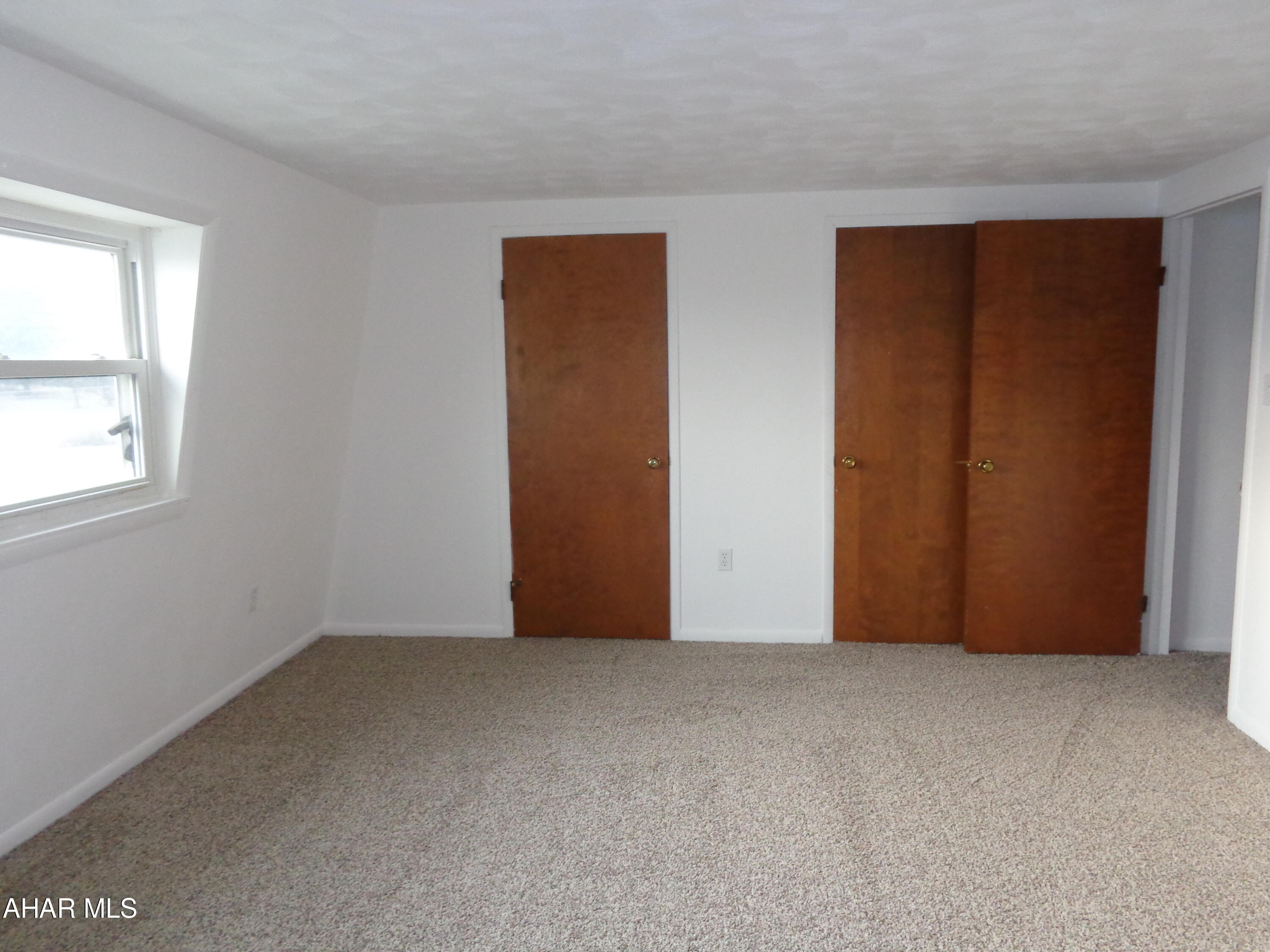 Maple Hollow - Residential