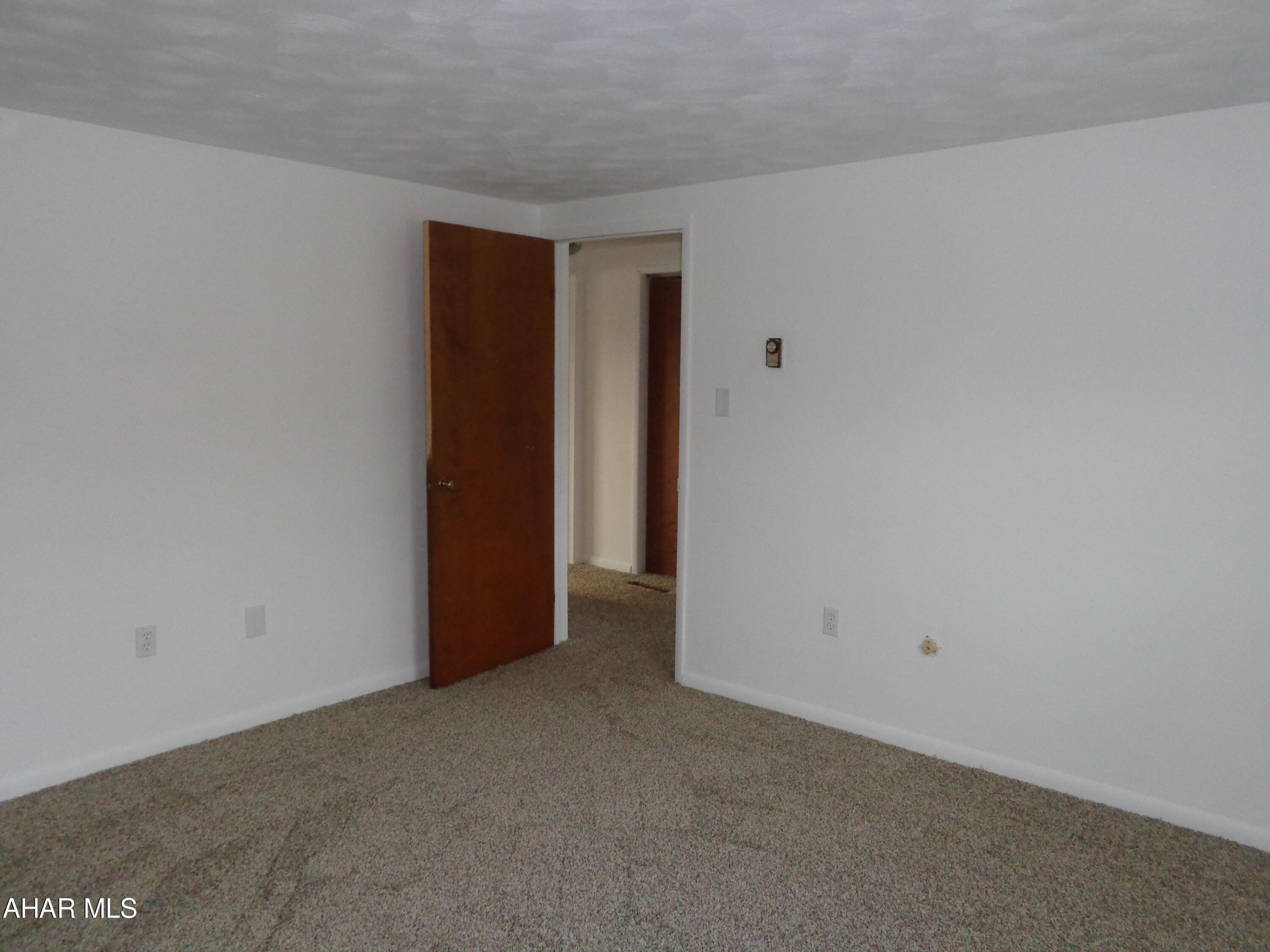 Maple Hollow - Residential