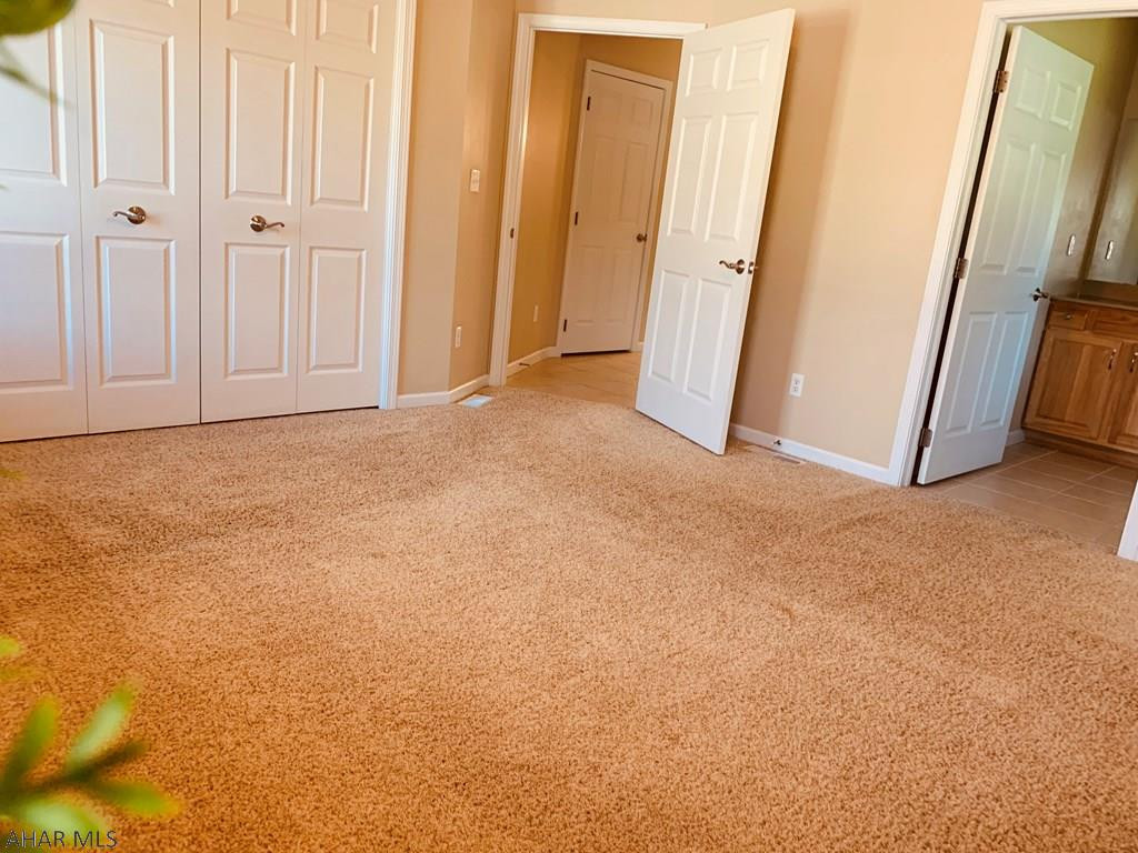 Church Hill Manor - Residential