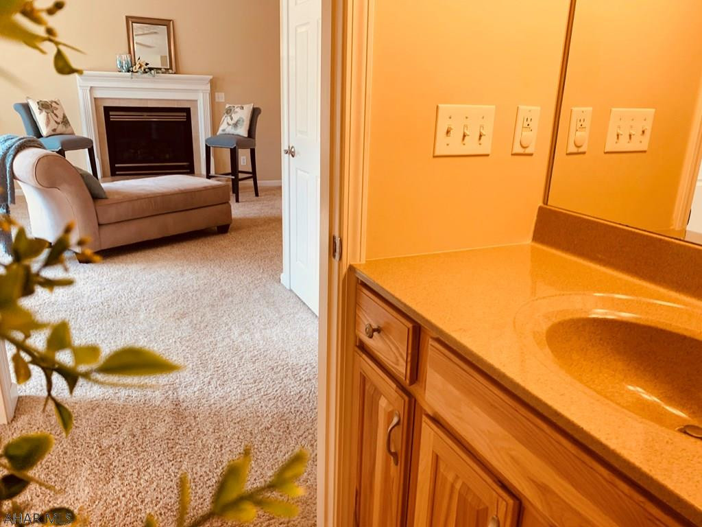 Church Hill Manor - Residential