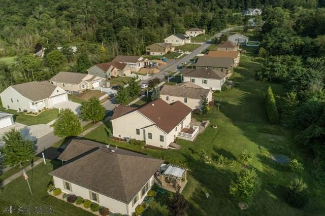 Church Hill Manor - Residential