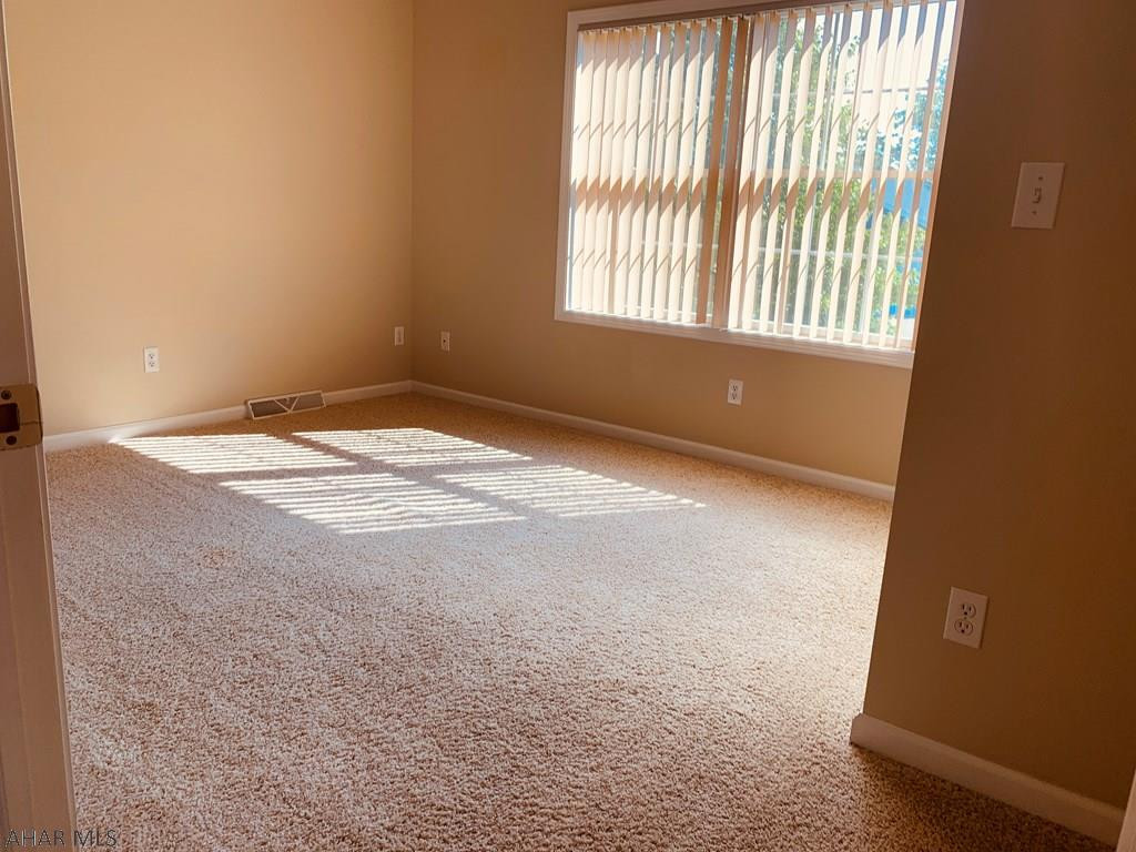 Church Hill Manor - Residential