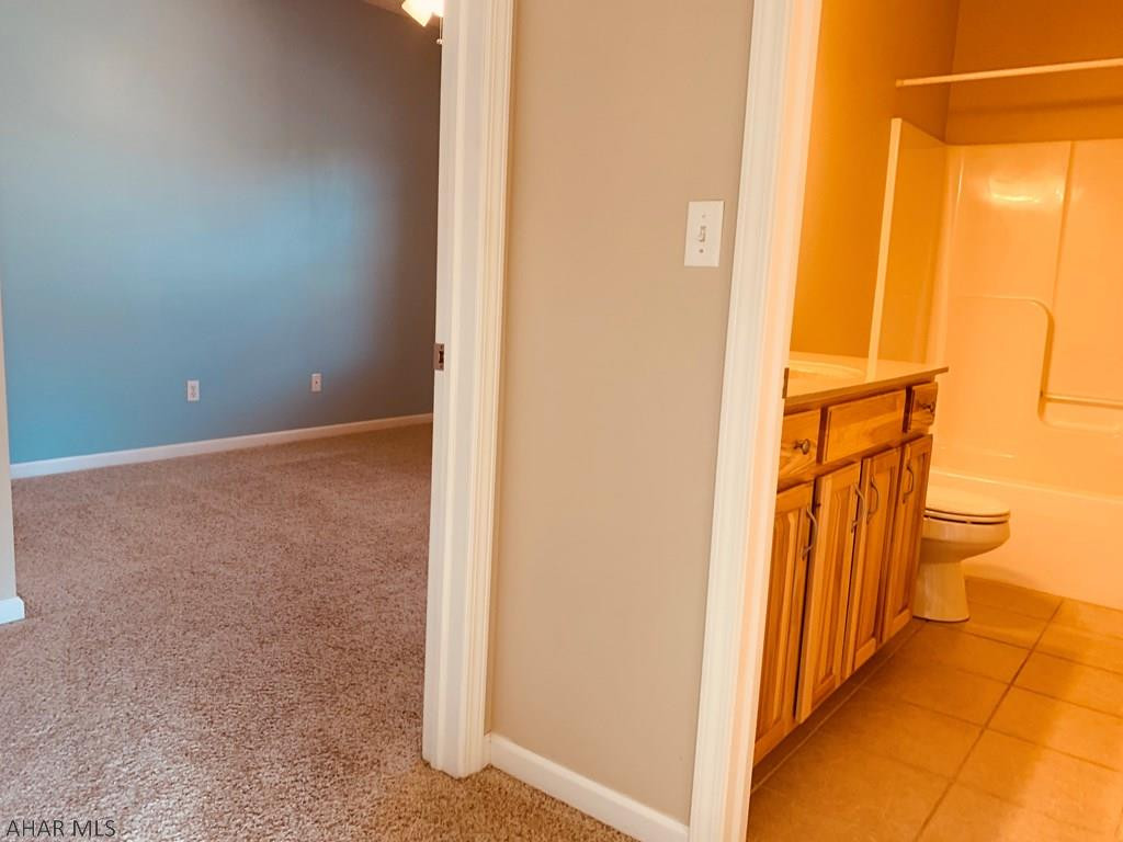 Church Hill Manor - Residential