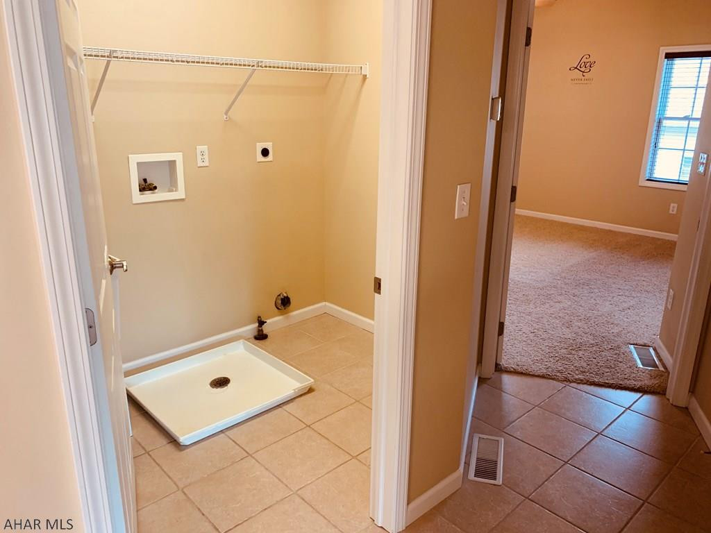 Church Hill Manor - Residential