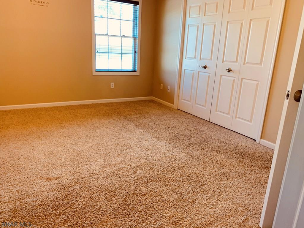 Church Hill Manor - Residential