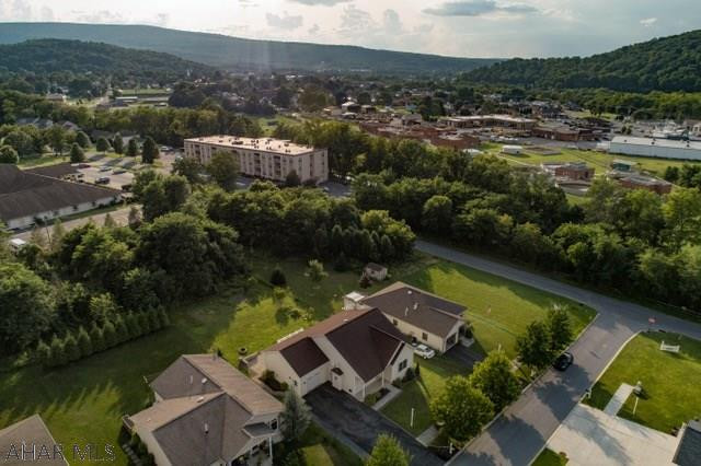 Church Hill Manor - Residential