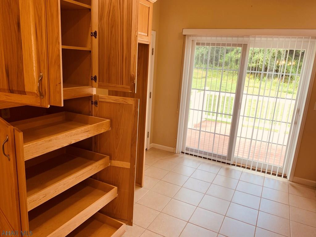 Church Hill Manor - Residential