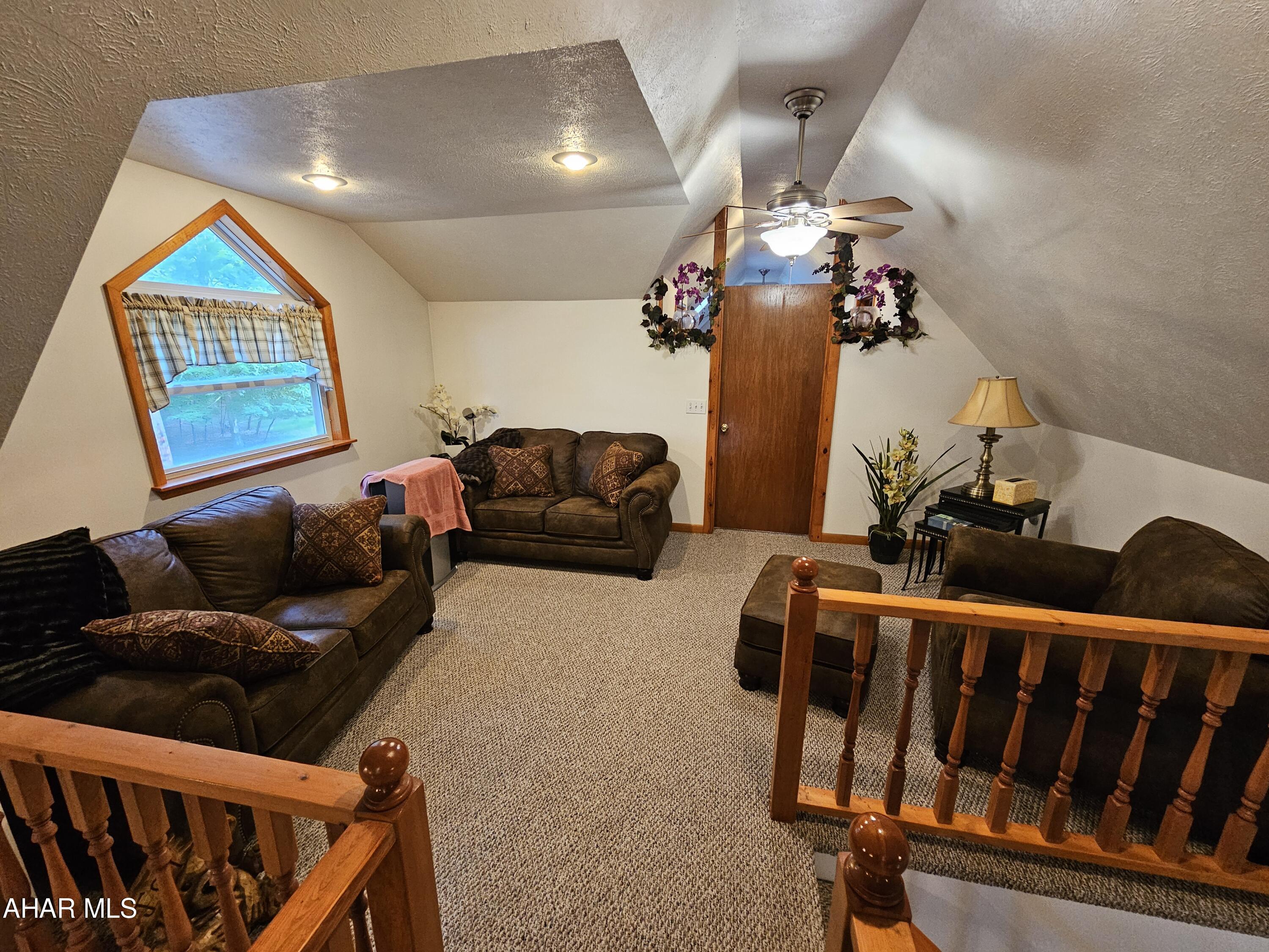 Glendale Yearound - Residential