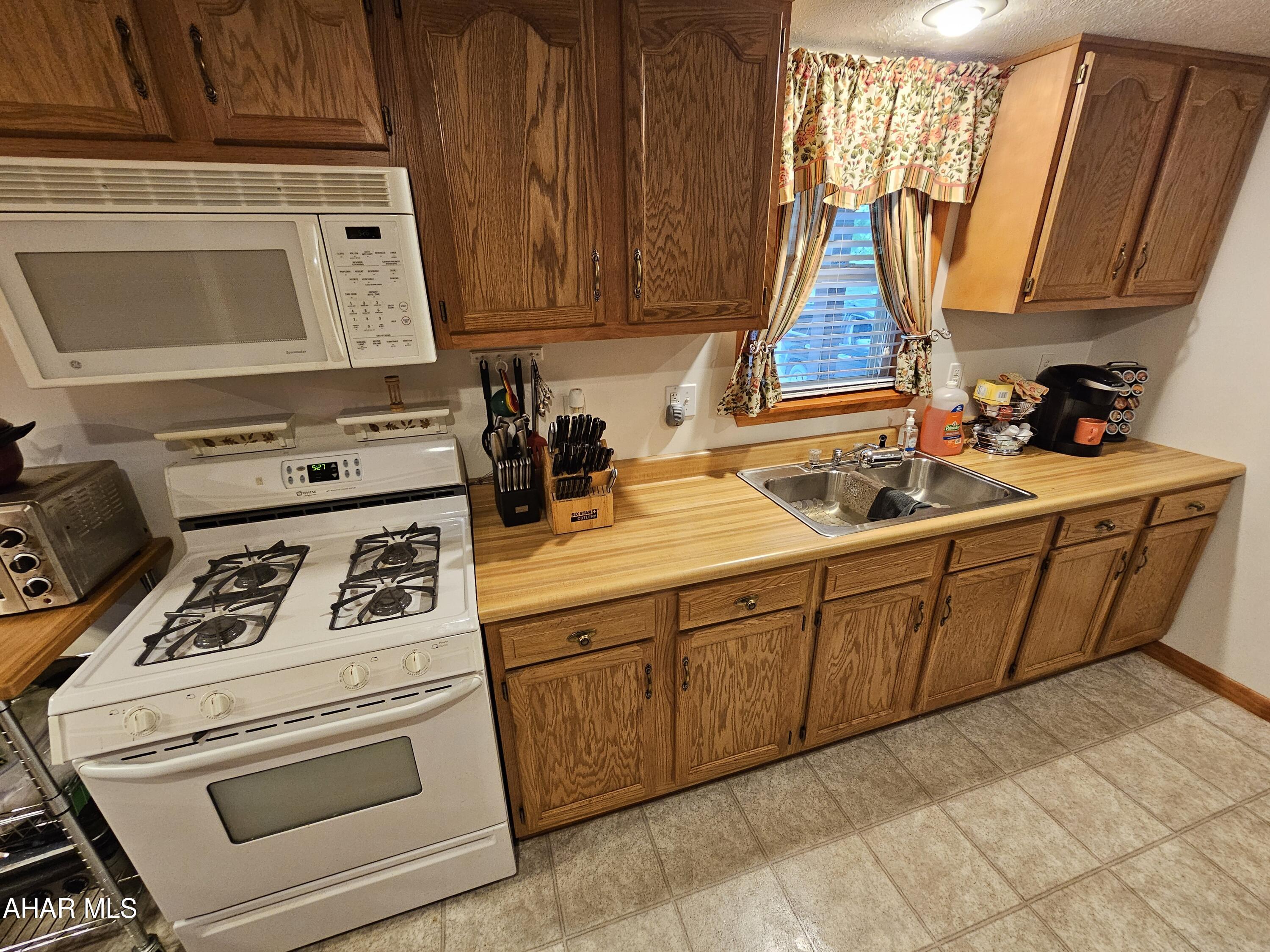 Glendale Yearound - Residential