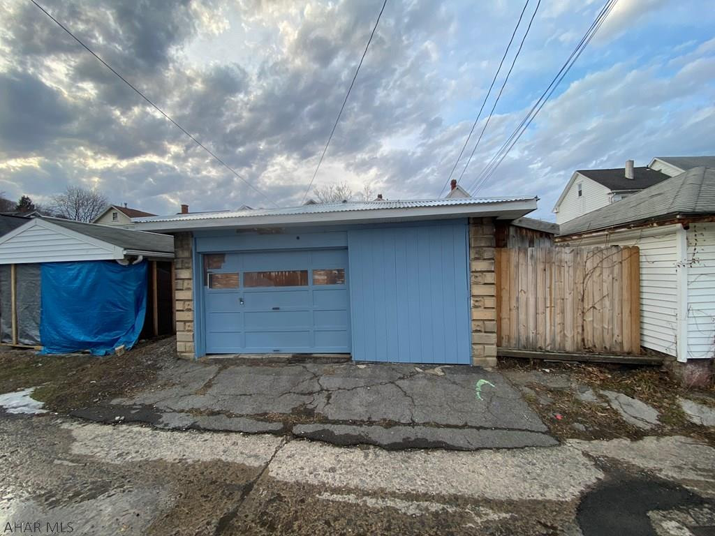 Unknown - Residential