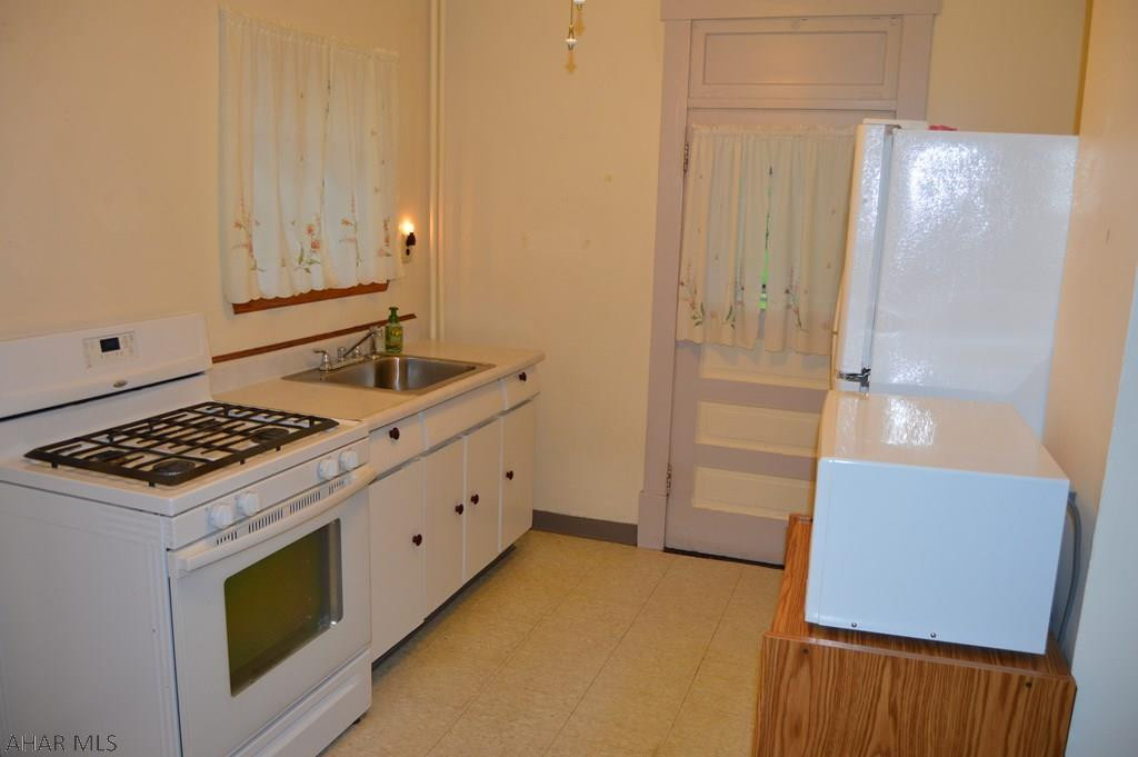 Unknown - Residential