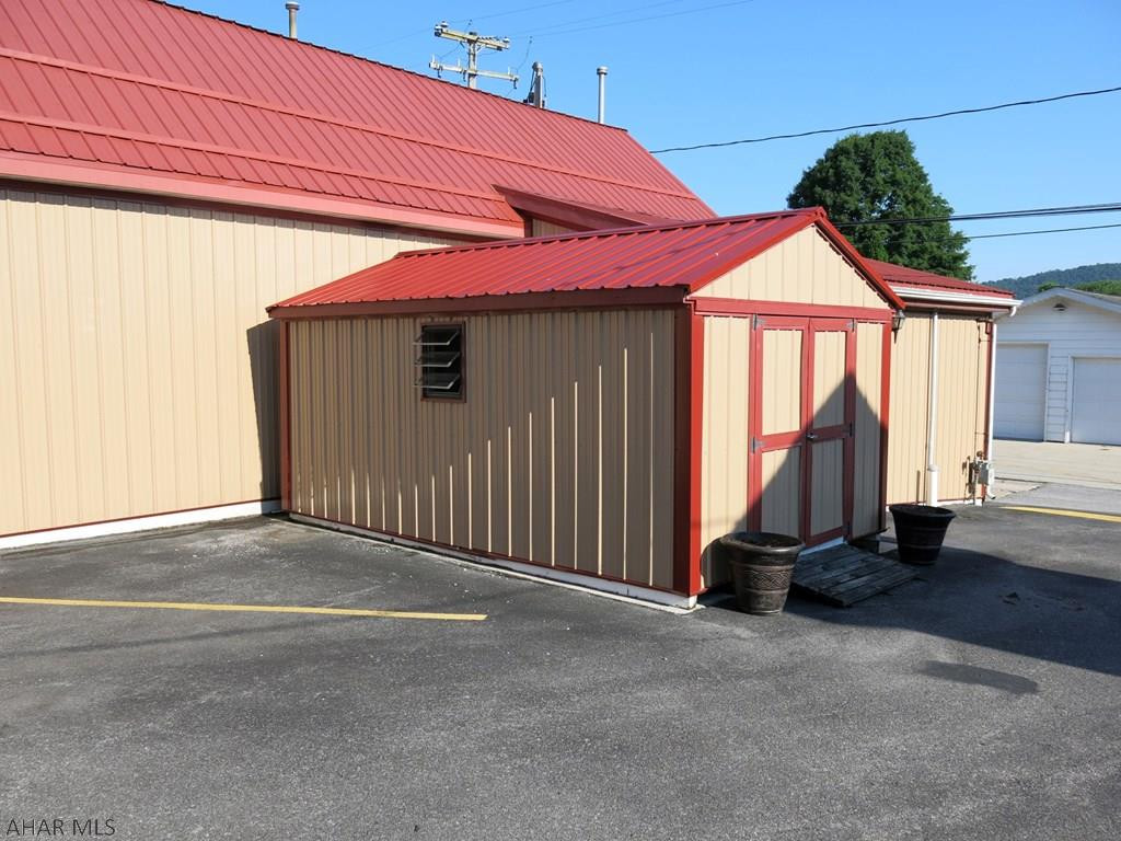 Unknown - Residential