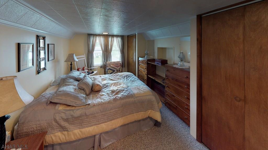 Lower Brush Mountain Road - Residential