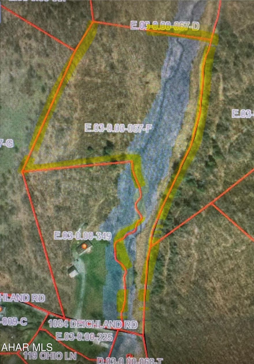 Looking to build your forever home? Looking for ground for you and your family to hunt? Check out this listing! 9.39 acres gives you the perfect spot! Take a look and call listing agent for information!