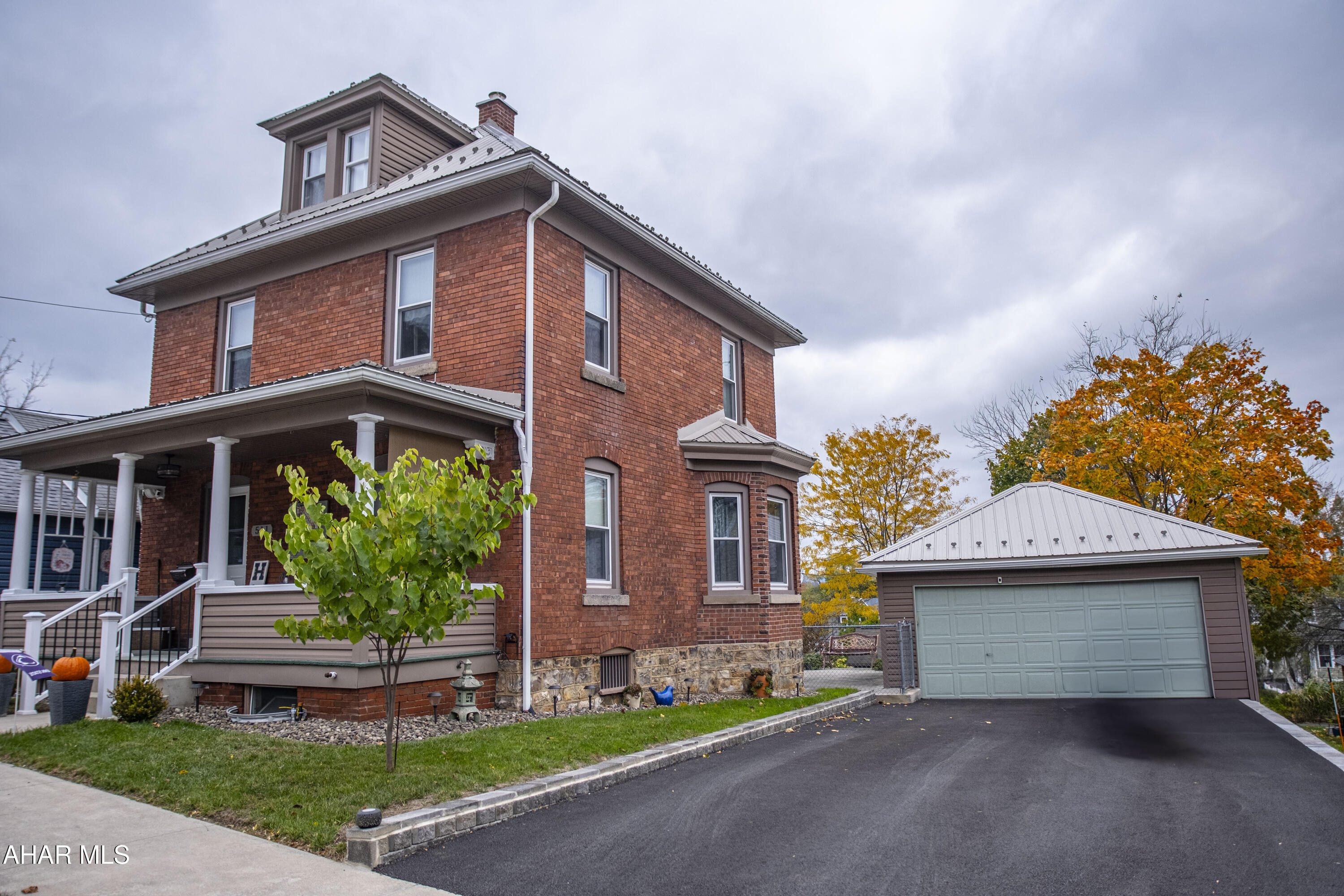 Hollidaysburg - Residential