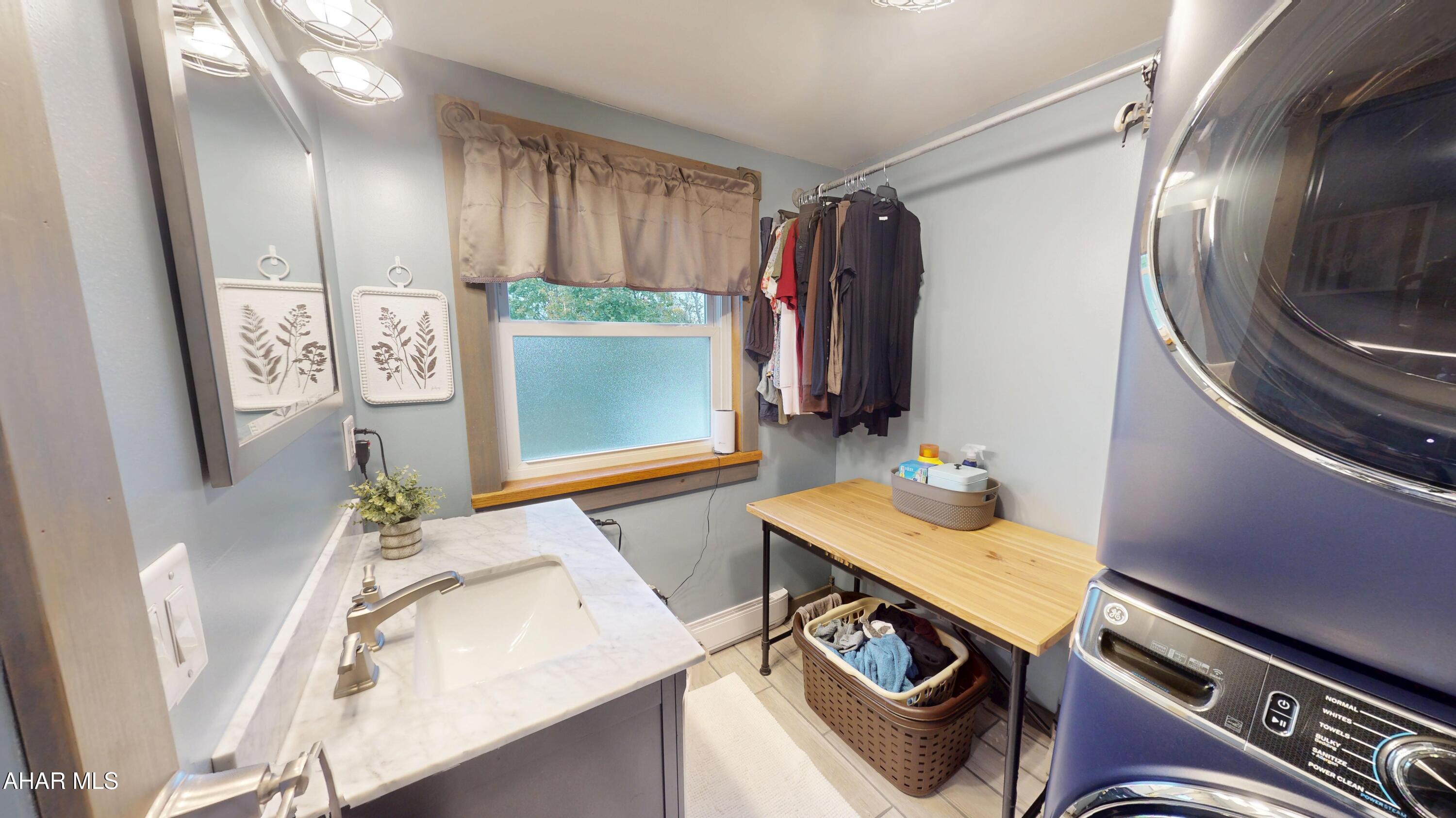 Hollidaysburg - Residential