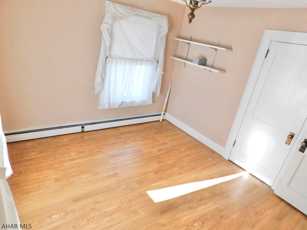 Juniata - Residential