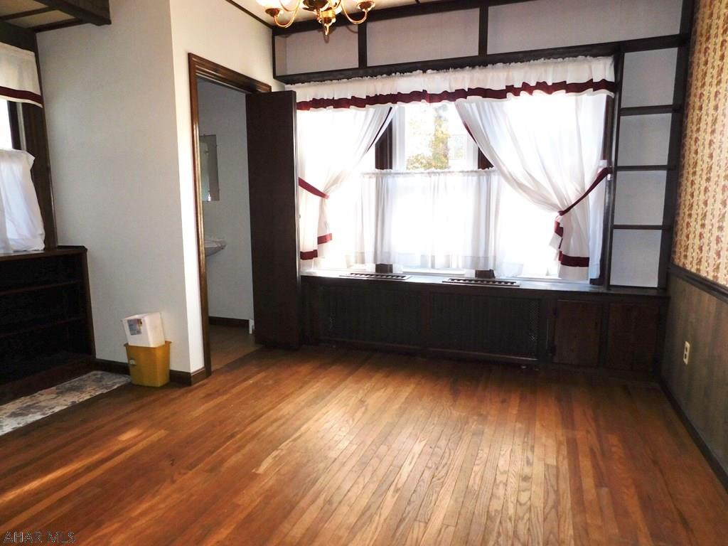 Juniata - Residential