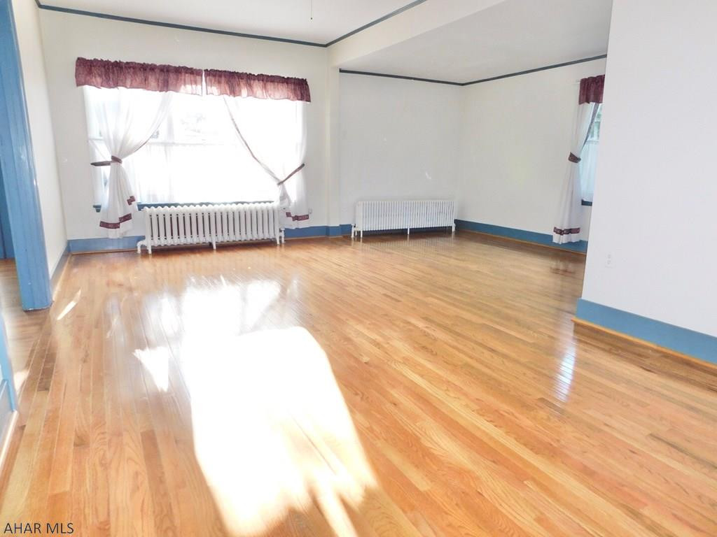 Juniata - Residential