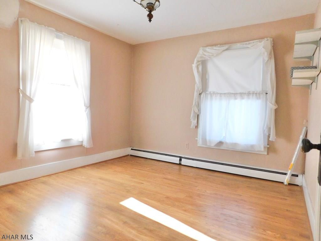 Juniata - Residential