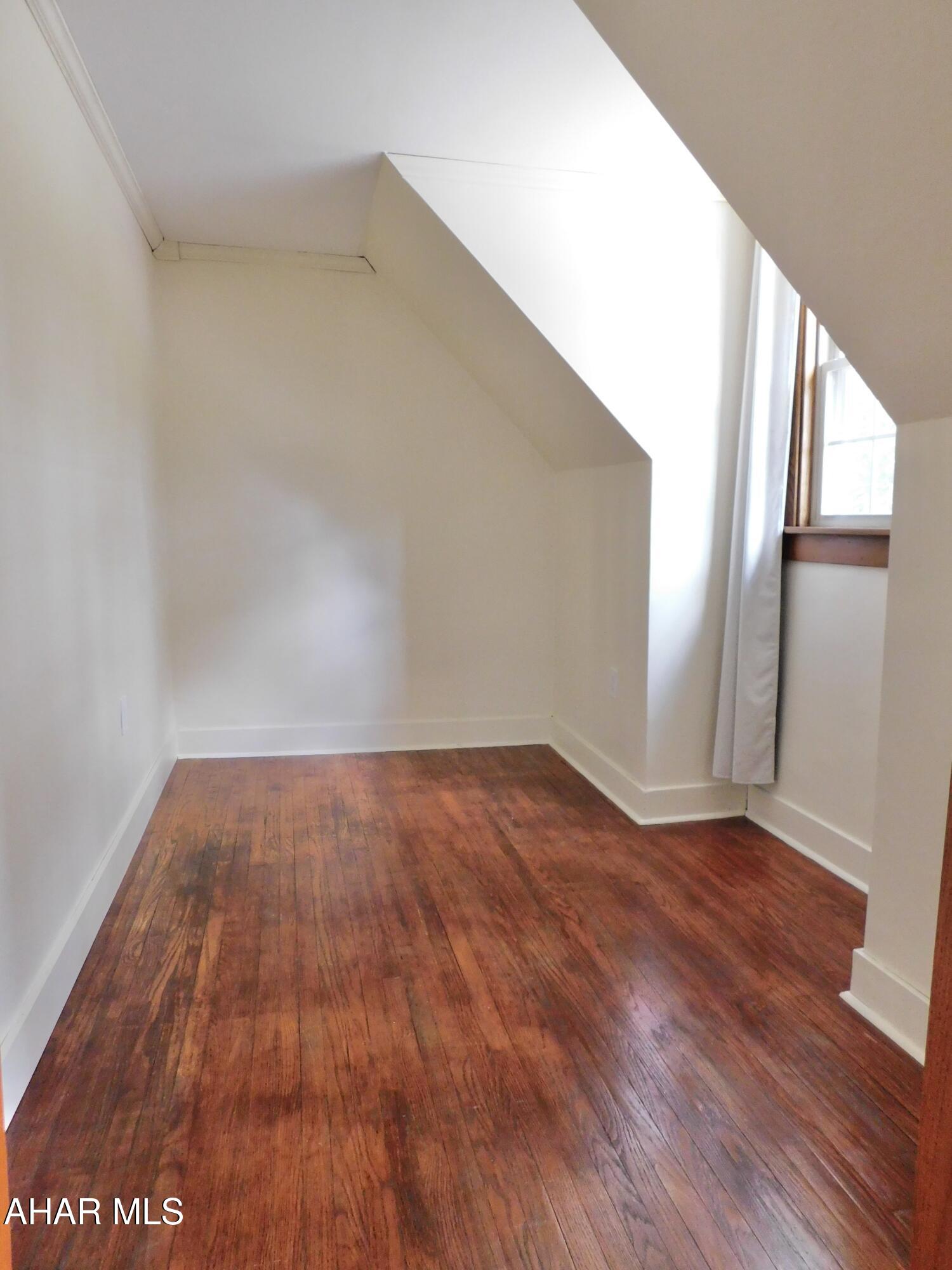 Calvert Hills - Residential