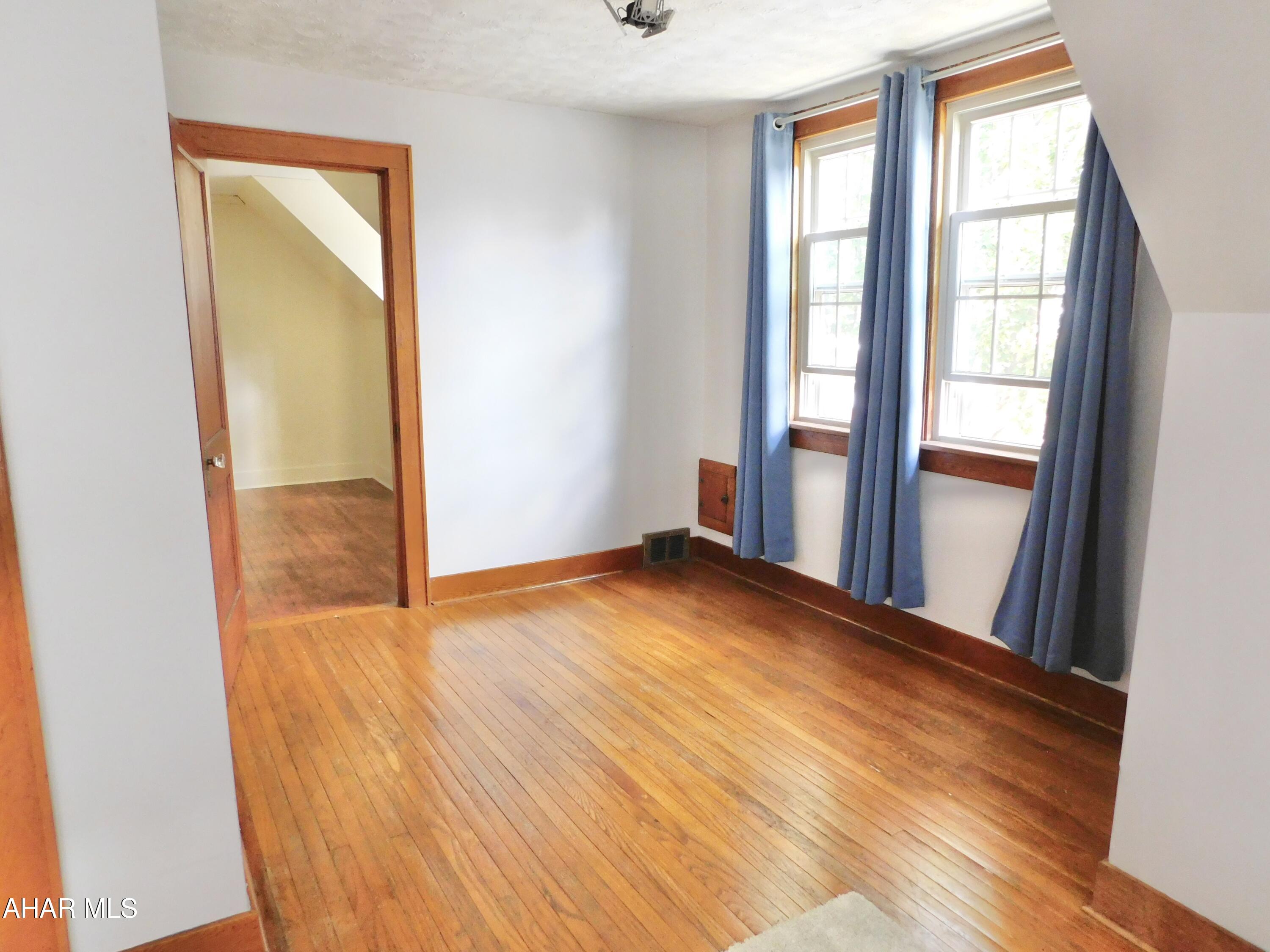 Calvert Hills - Residential