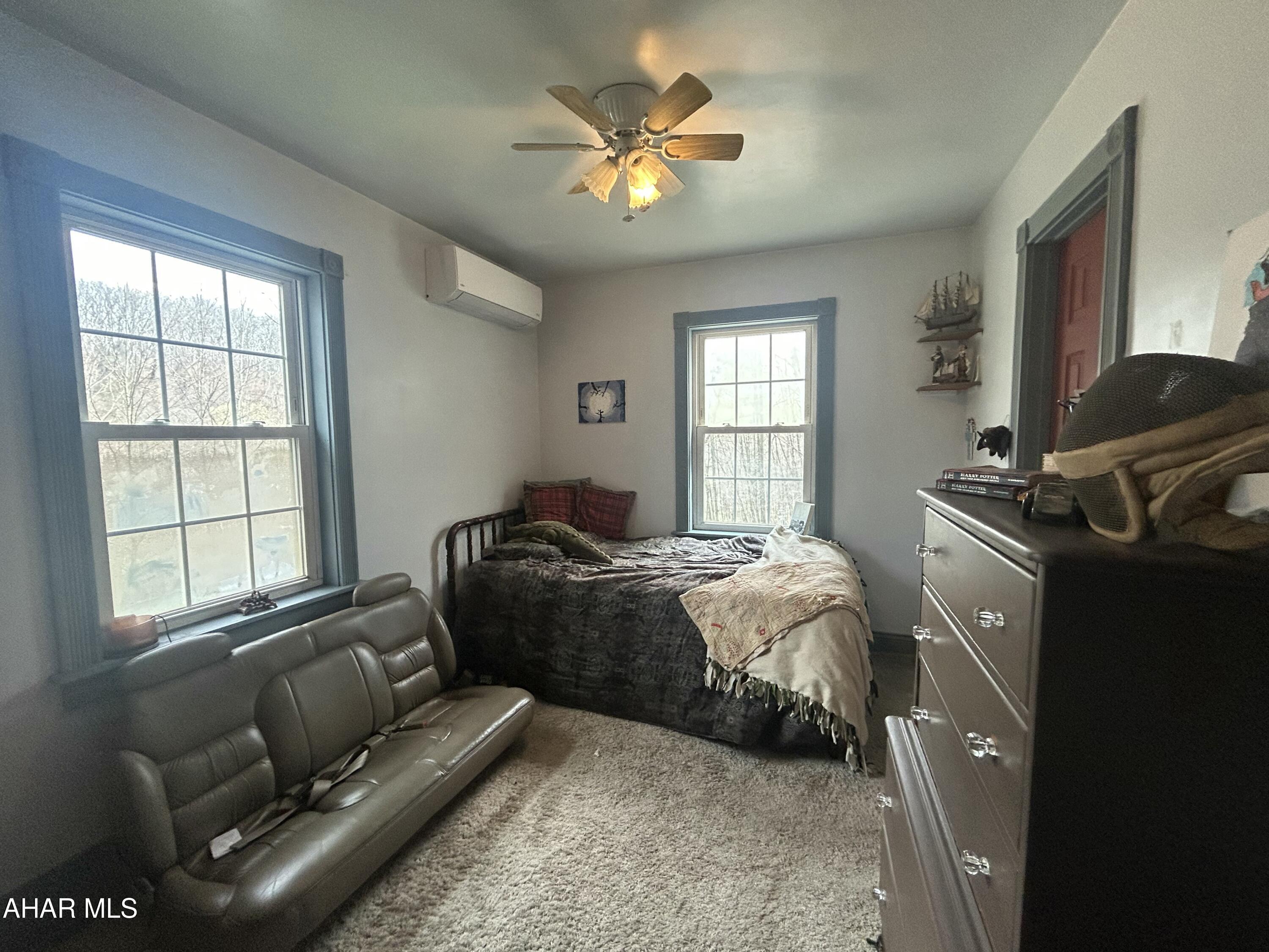 Juniata Gap - Residential