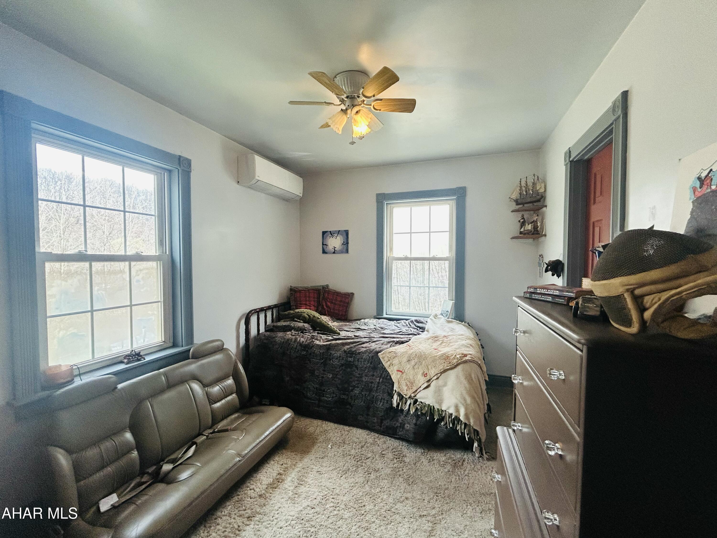 Juniata Gap - Residential