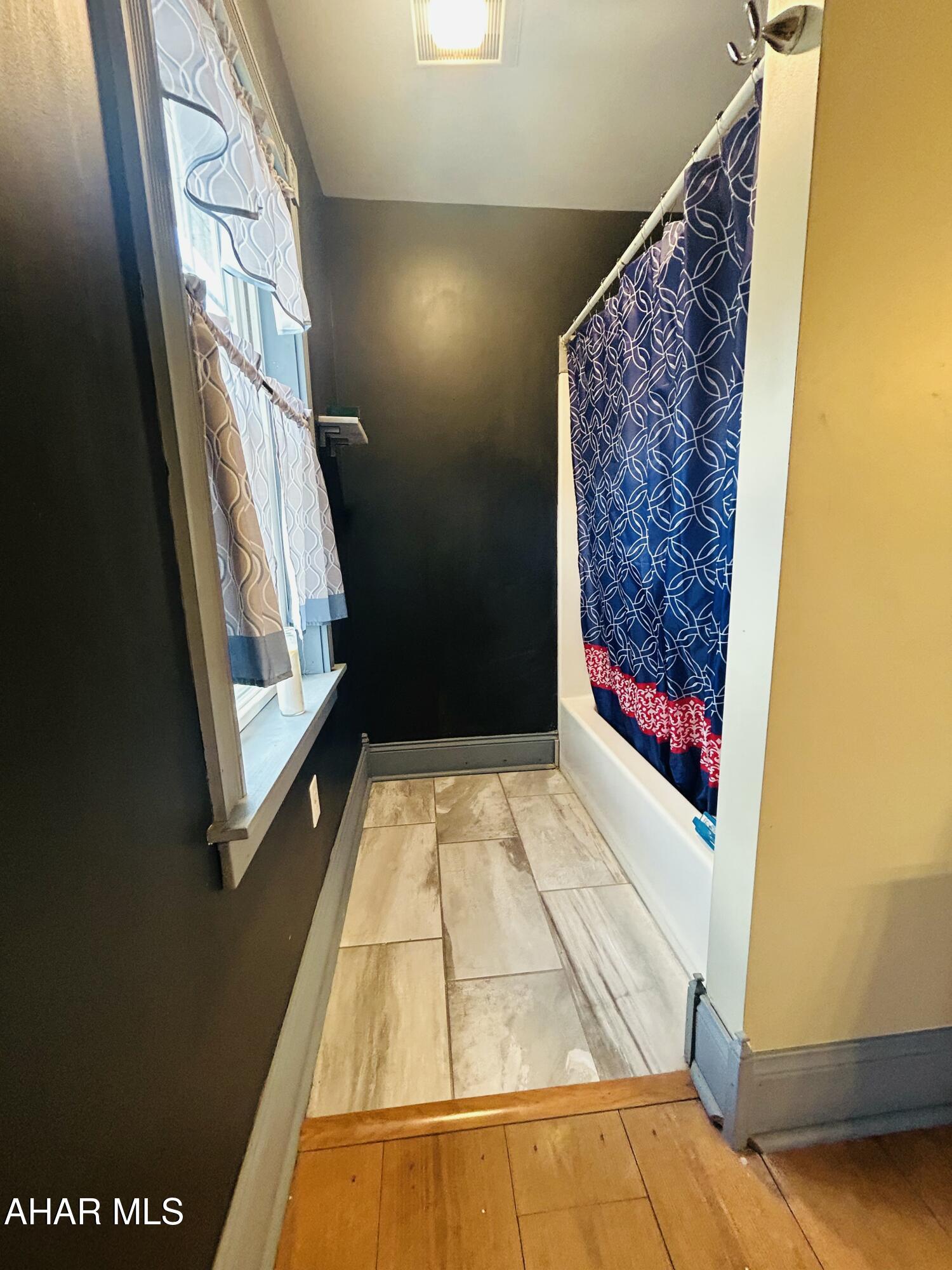 Juniata Gap - Residential