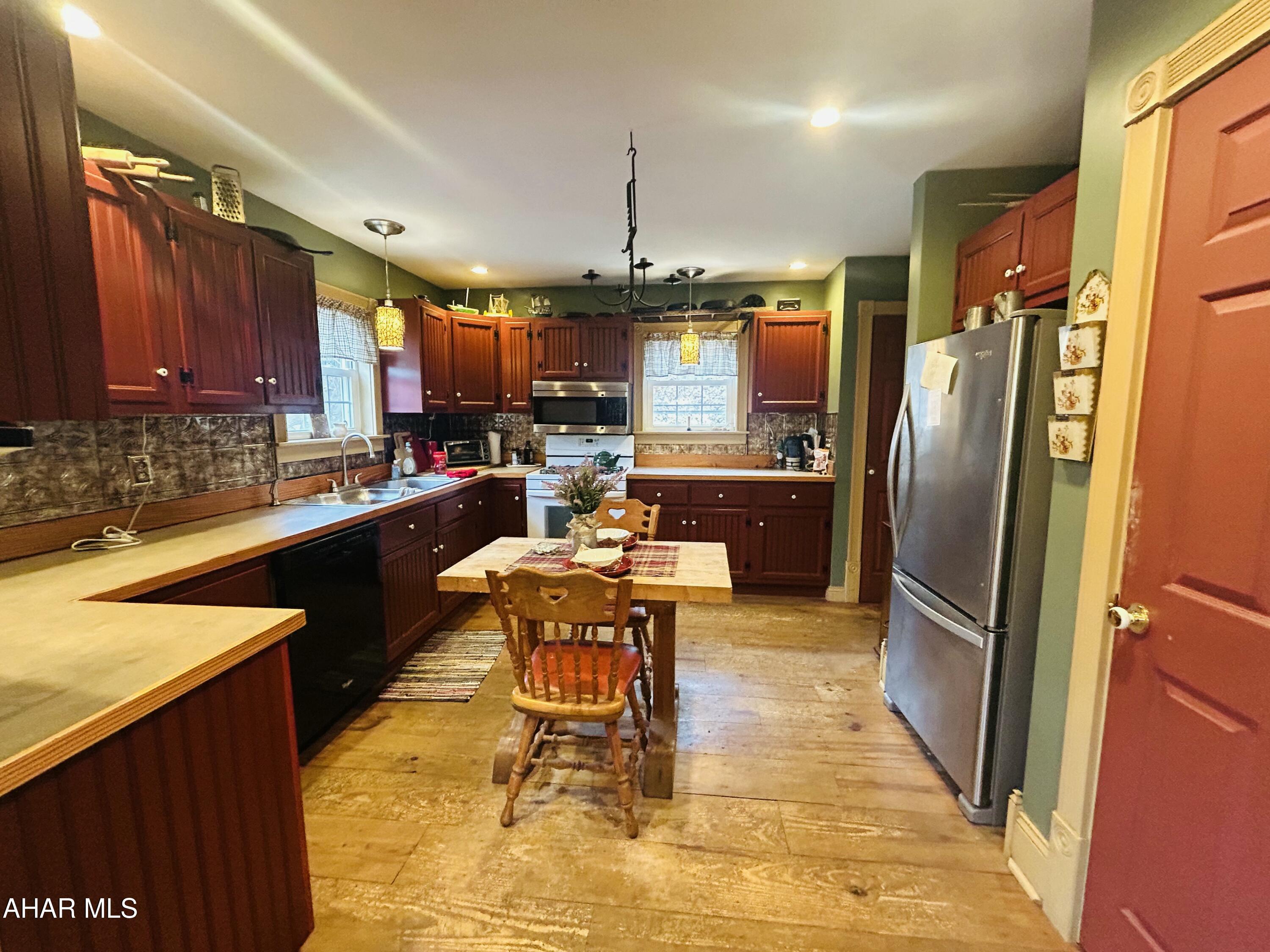 Juniata Gap - Residential