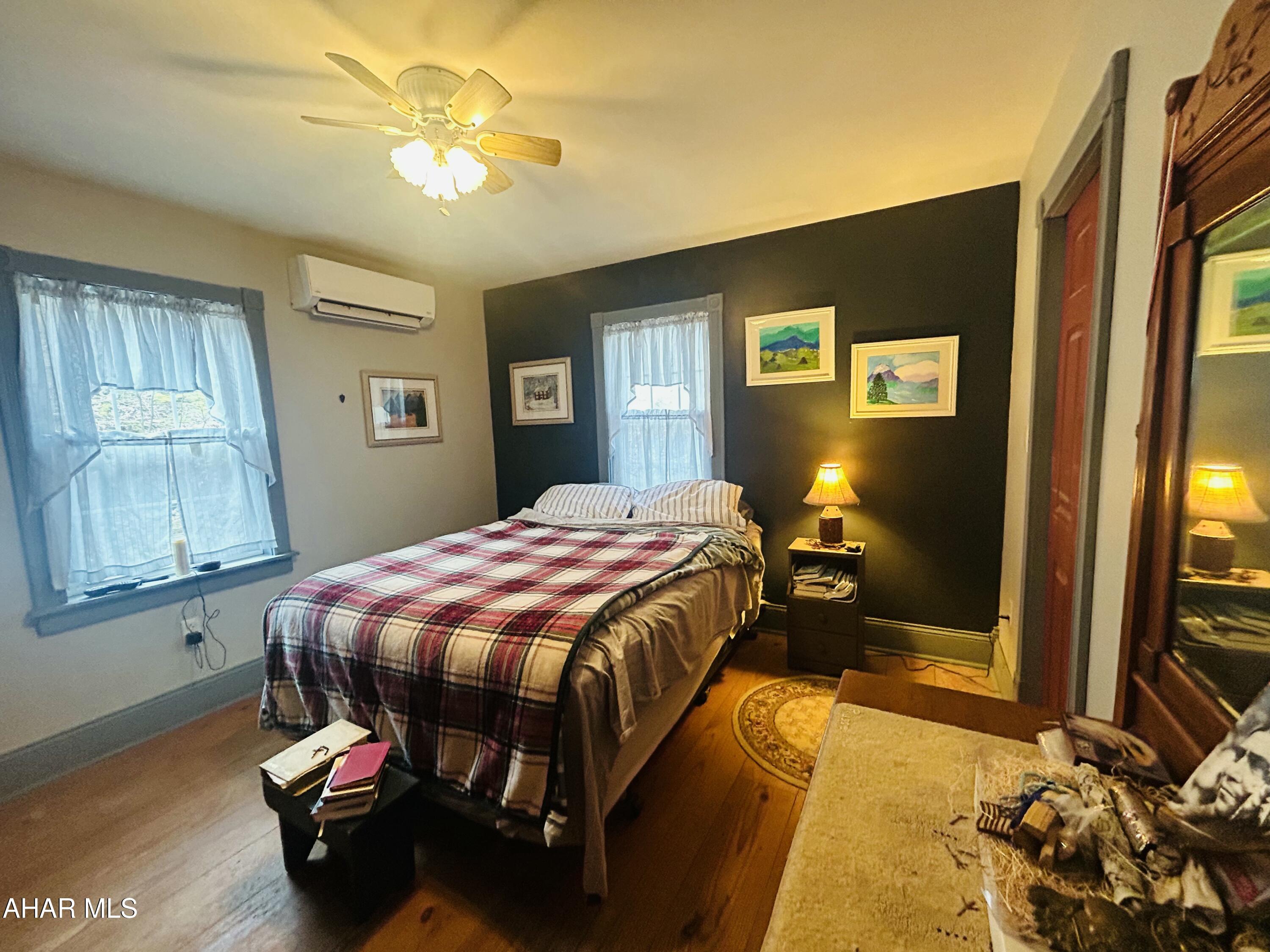 Juniata Gap - Residential