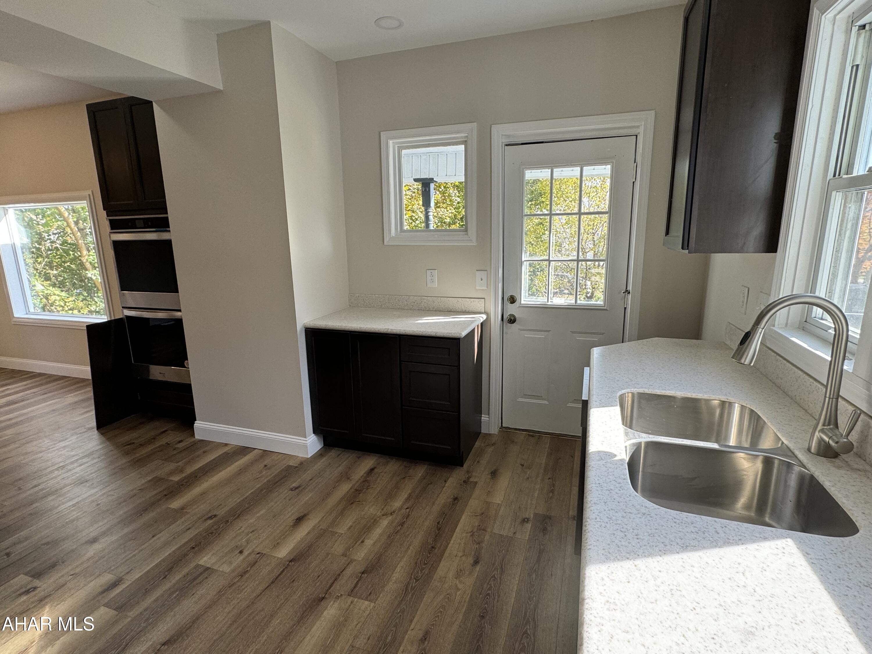 Llyswen - Residential