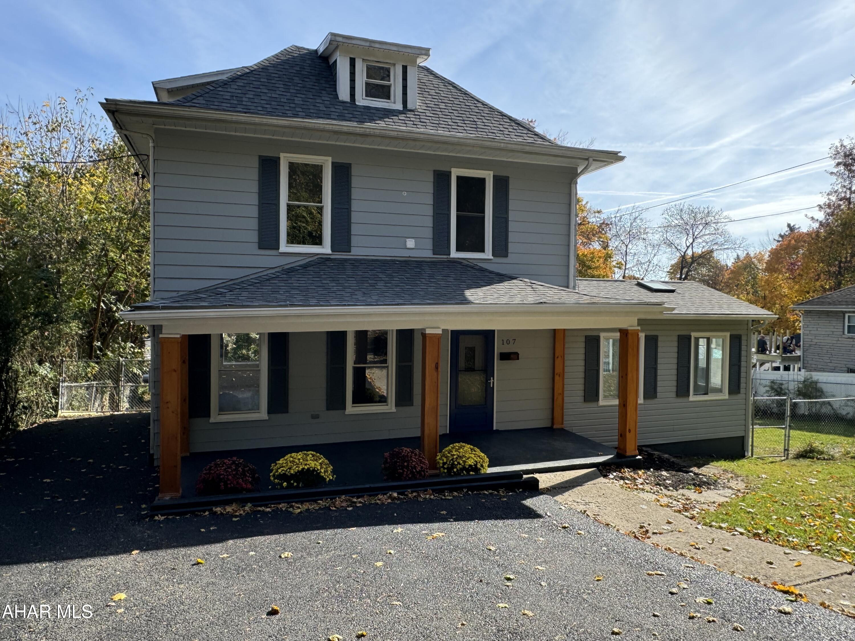 Llyswen - Residential