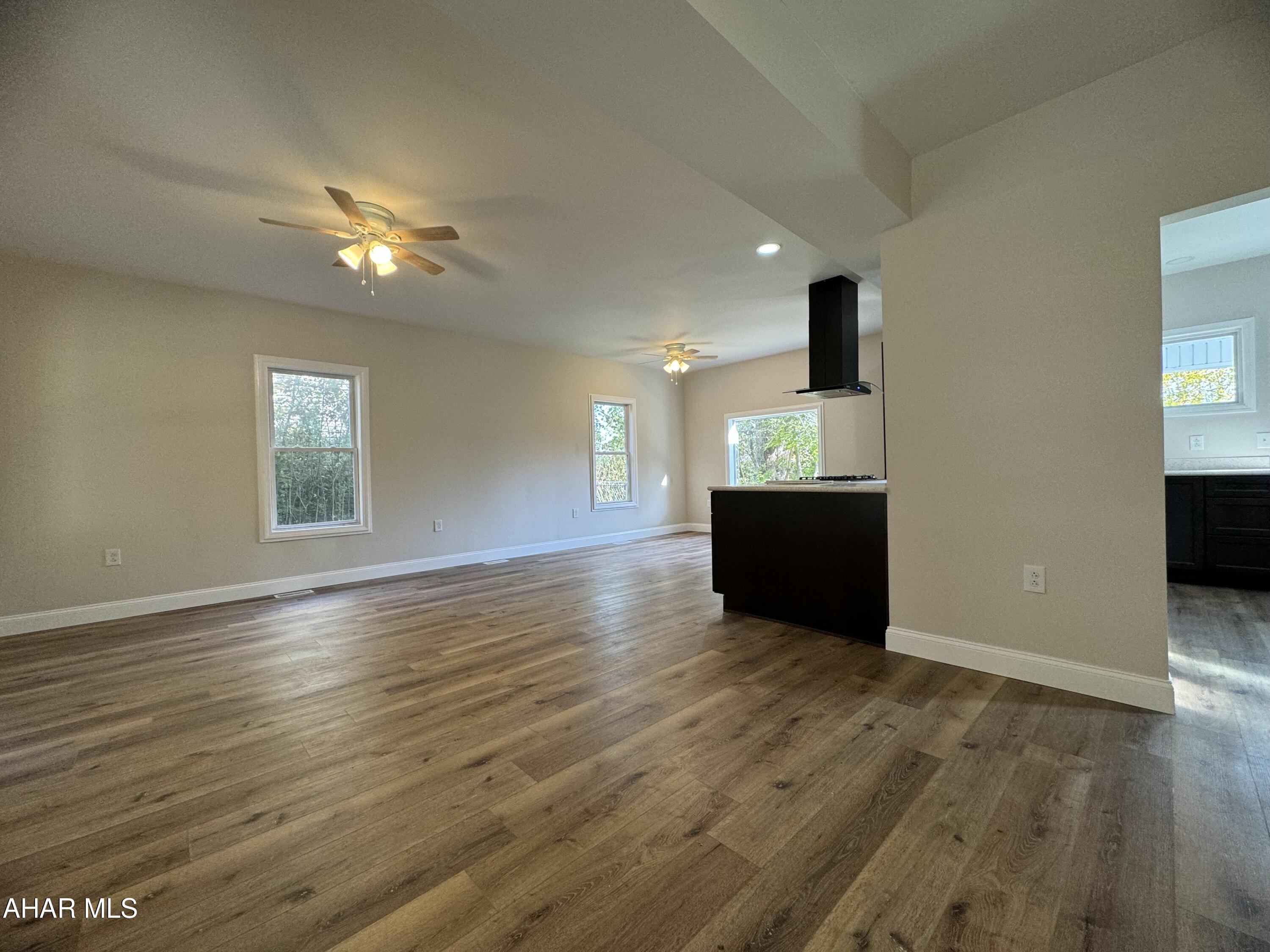 Llyswen - Residential