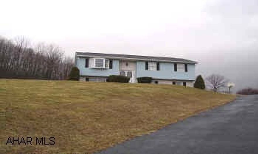 4 BEDROOM BI-LEVEL WITH 2 CAR INTEGRAL GARAGE AND 2 CAR DETACHED GARAGE. LOVELY 16 YEAR OLD BI-LEVEL WITH 3 BEDROOMS UP AND 1 DOWN.  SUPER KITCHEN.  LAUNDRY OFF KITCHEN.  SLIDERS TO DECK.  2 CAR INTEGRAL GARAGE AND 2 CAR DETACHED GARAGE.  1.59 ACRES.  POSSESSION AFTER JUNE 15TH.