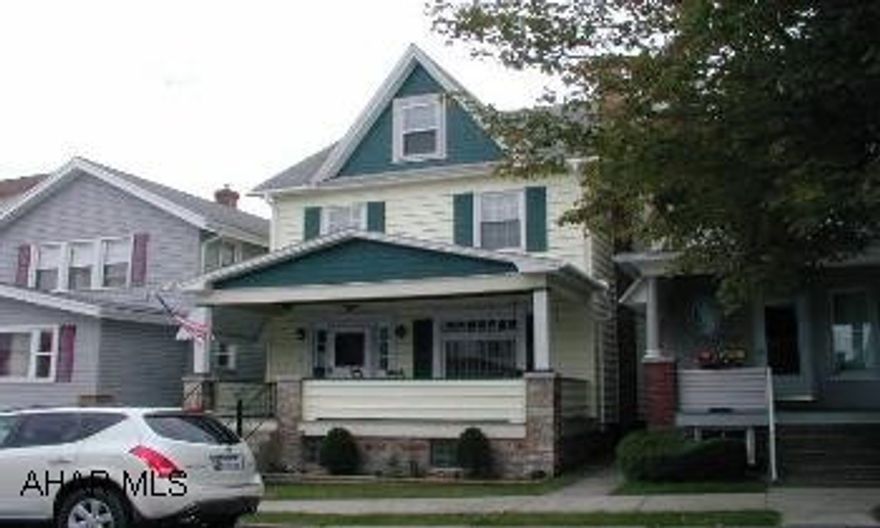 Take advantage many years of updating.  LR w/ built-in gas fireplace - Large DR - Kitchen w/ Brkft Bar & Table Area- 2nd flr bath updated with WHIRLPOOL tub - Lrg 3rd flr BR - Patio - Detached Garage - Finish Bath in Basement - Centrally Located. Take advantage of this seller's many years of updating.  LR with built-in gas fireplace - Large DR - Kitchen with Breakfast Bar & Table Area - 2nd floor bath updated with WHIRLPOOL tub - Large 3rd floor Bedroom - Patio - Detached Garage - Finish Bathroom in Basement - Centrally Located.